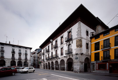 Fachada ayuntamiento de Azpeitia (2006)