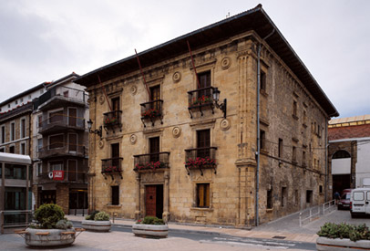 Fachada ayuntamiento de Zarautz (2006)
